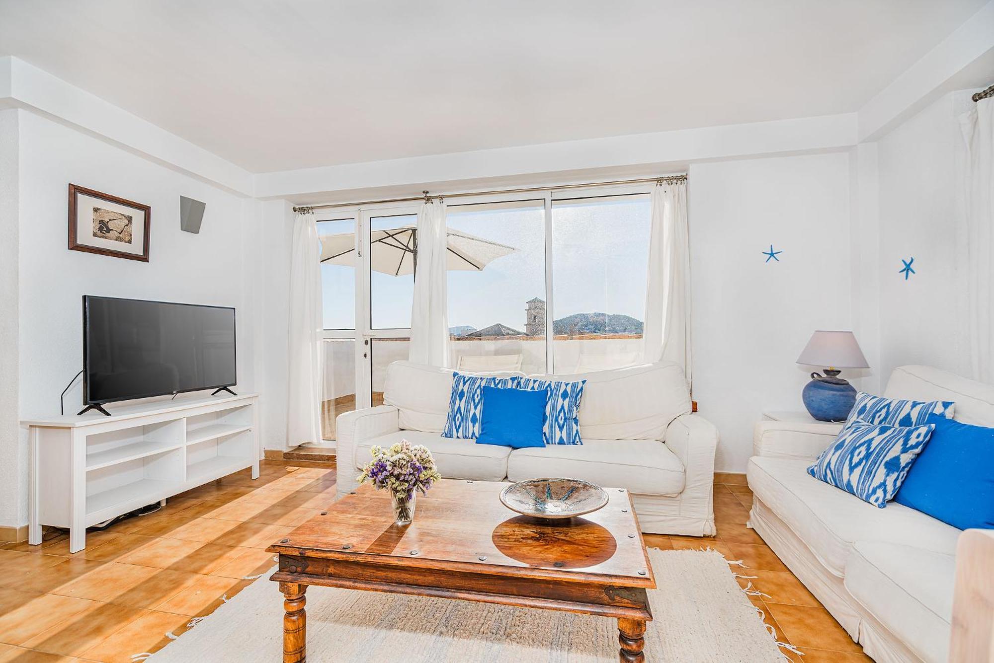 Apartment Penthouse Bressol Maria *